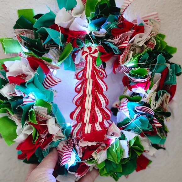 Rag Wreath Red Green 6" - Picture 3 of 5